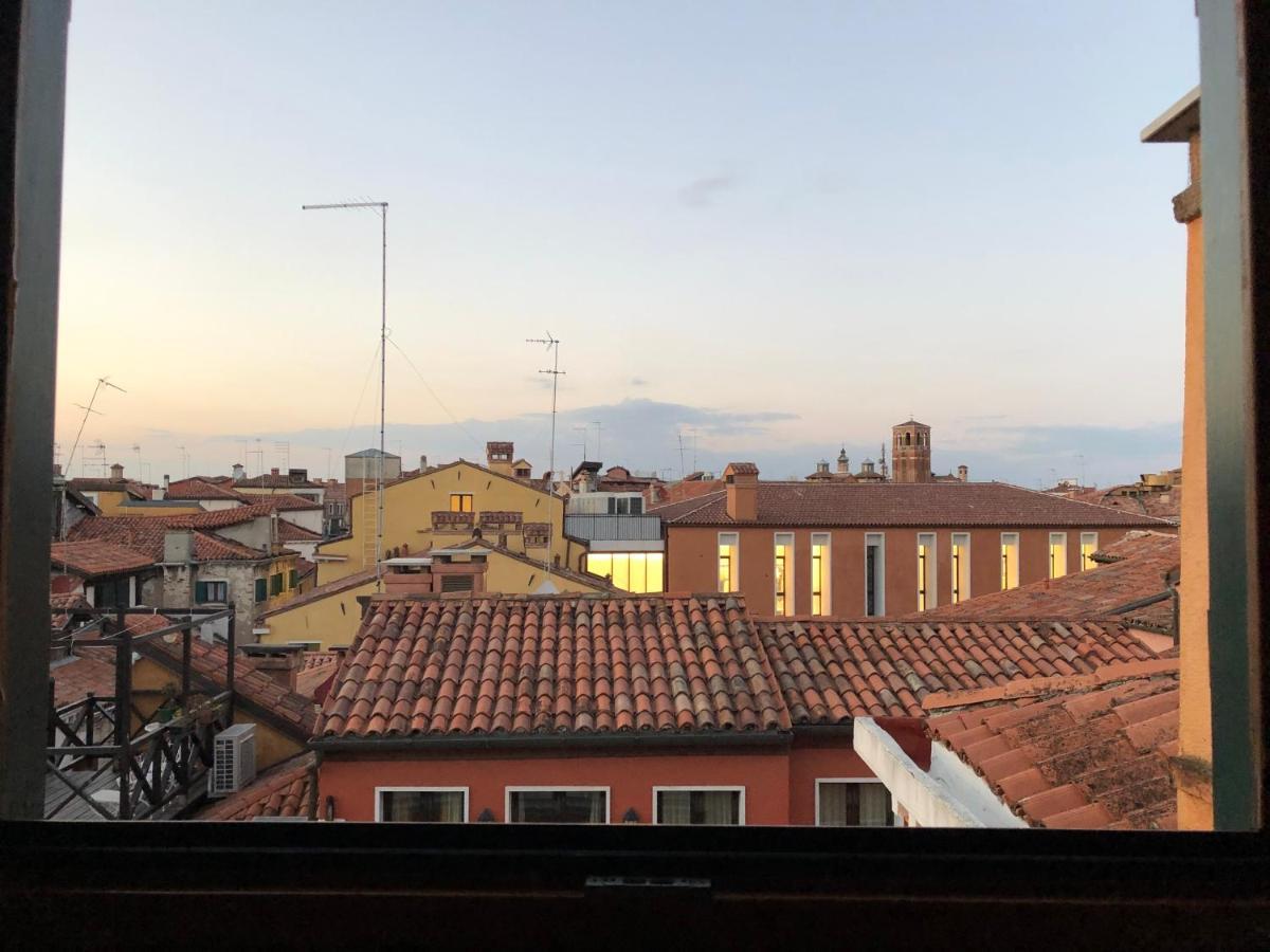 Le Vele Di Venezia Apartment Bagian luar foto