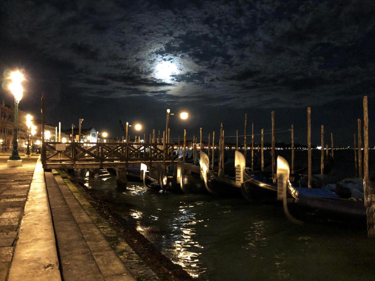 Le Vele Di Venezia Apartment Bagian luar foto
