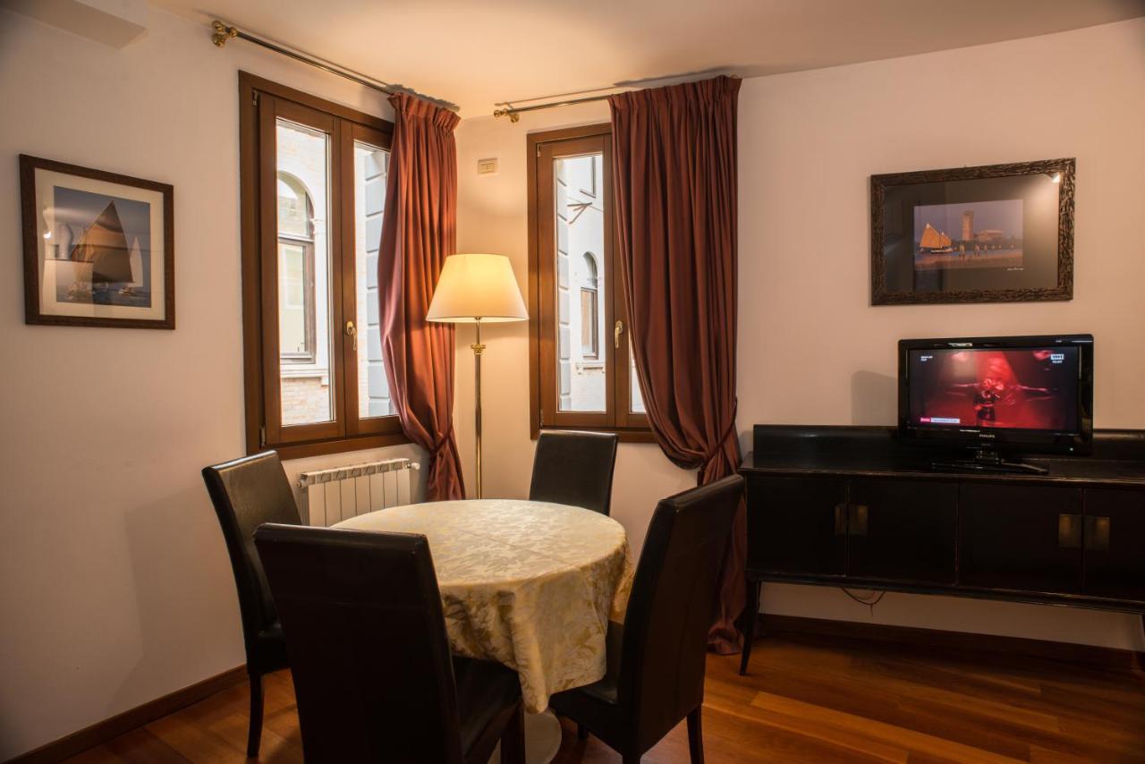 Le Vele Di Venezia Apartment Bagian luar foto