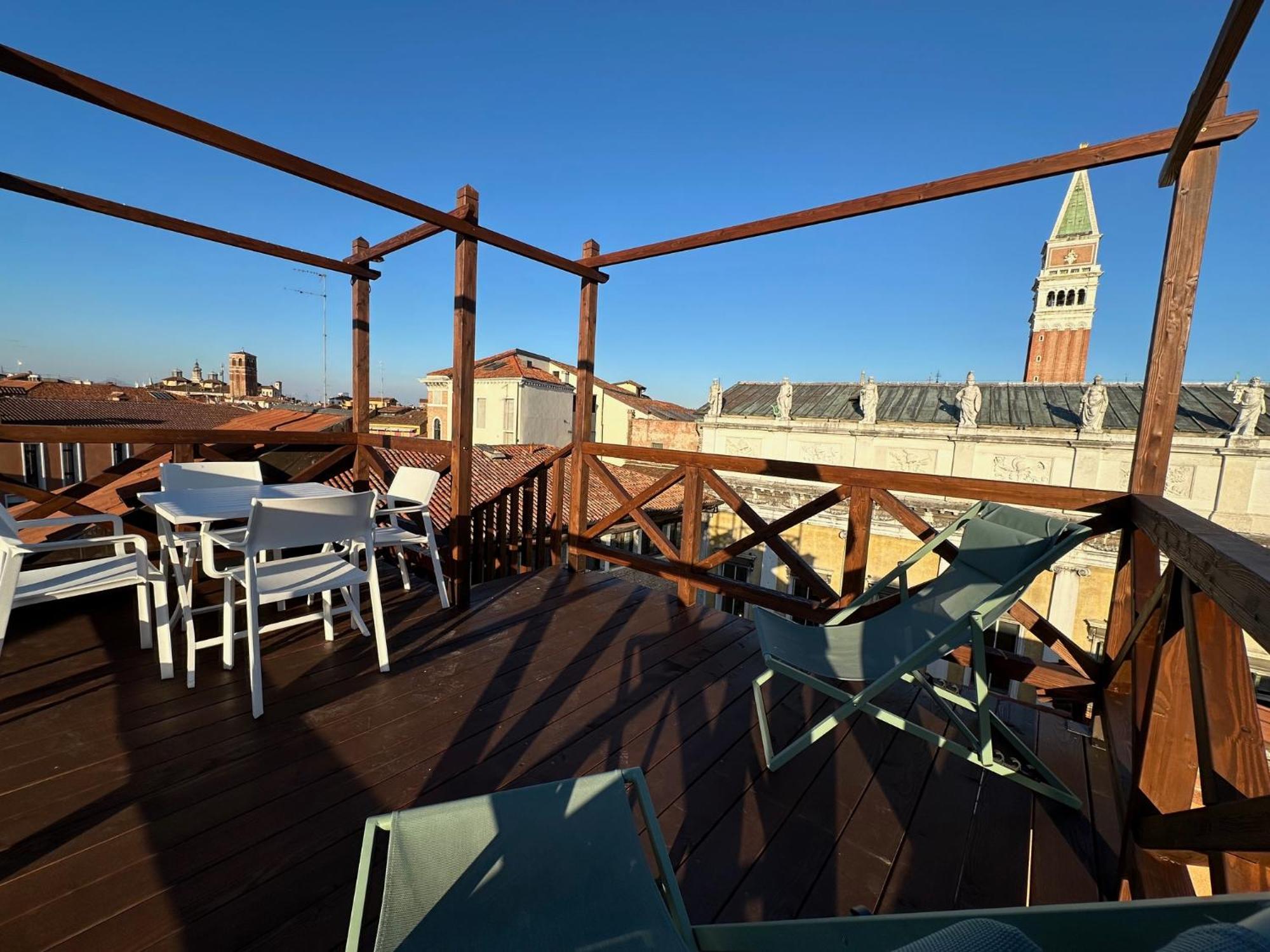 Le Vele Di Venezia Apartment Bagian luar foto